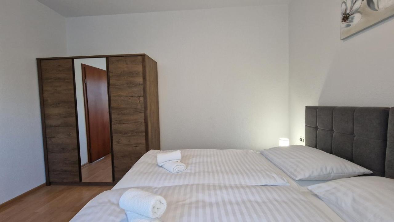Apartments In Rijeka, Free Parking And Large Terrace, 15Min Drive From The Beach Ngoại thất bức ảnh